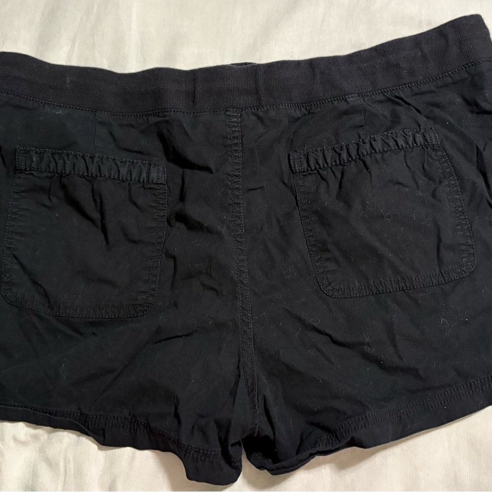 a.n.a Women's Black Cargo Shorts - Picture 4 of 4